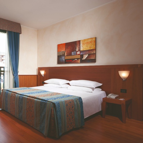 Habitación individual superior hotel raffaello milán Habitación individual superior hotel raffaello milán