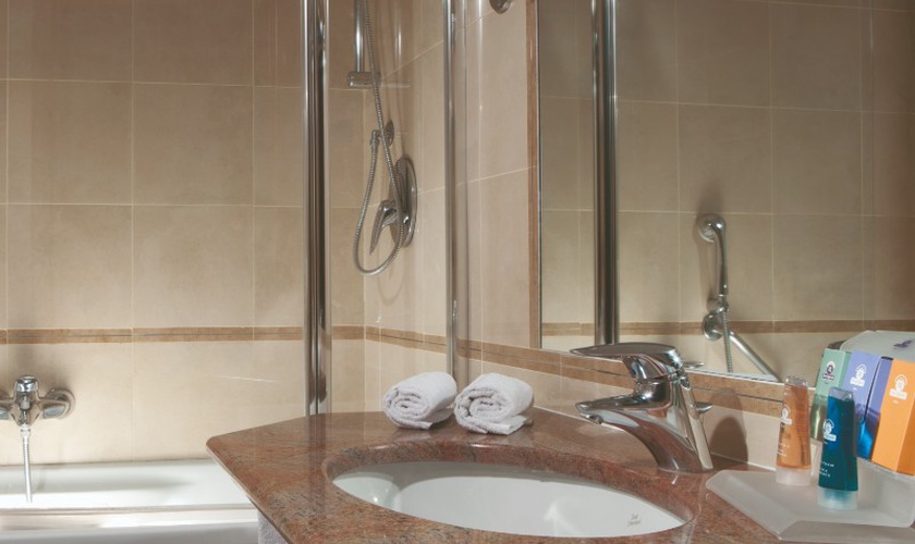 Habitación individual superior Hotel Raffaello Milán Habitación individual superior Hotel Raffaello Milán