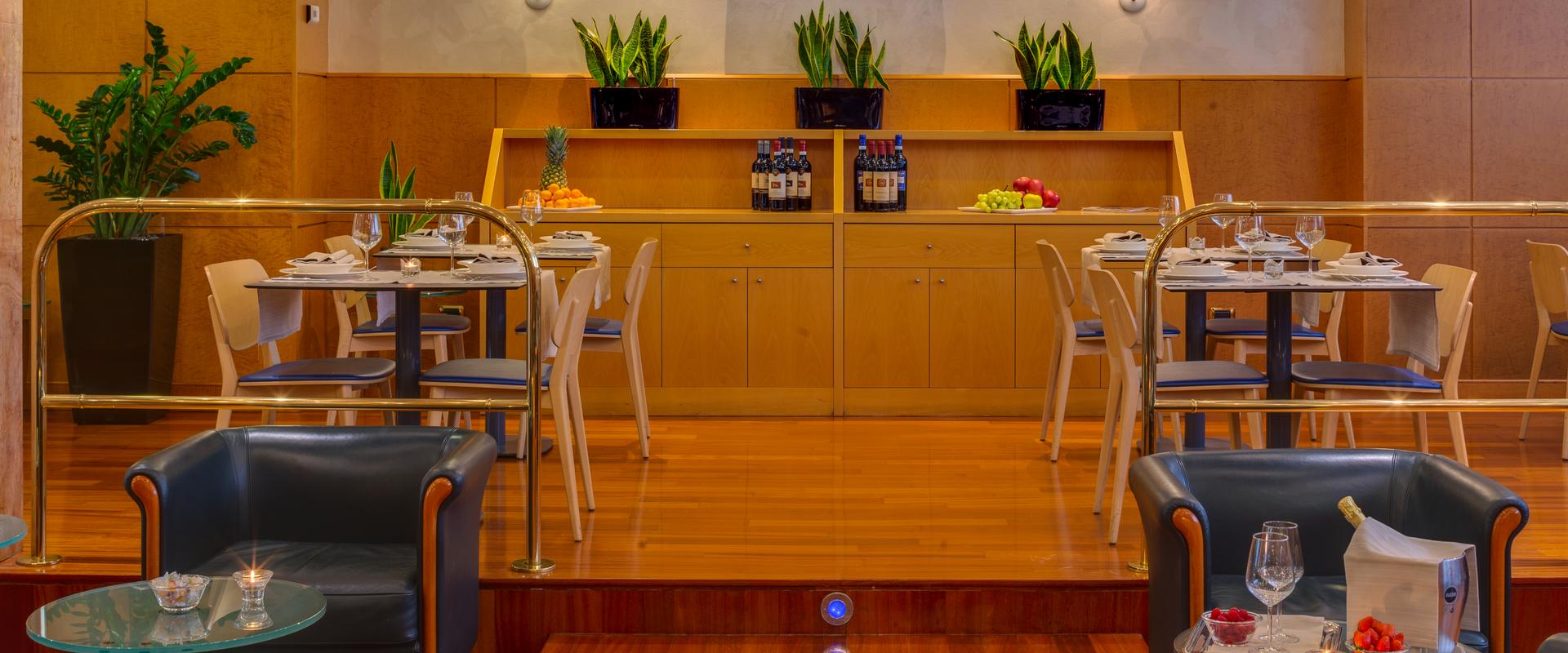 Disfruta nuestros servicios: solo en el Hotel Raffaello en Milán Hotel Raffaello Disfruta nuestros servicios: solo en el Hotel Raffaello en Milán Hotel Raffaello