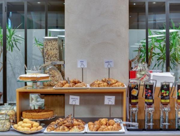 Nuestros Servicios Hotel Raffaello Milán Nuestros Servicios Hotel Raffaello Milán