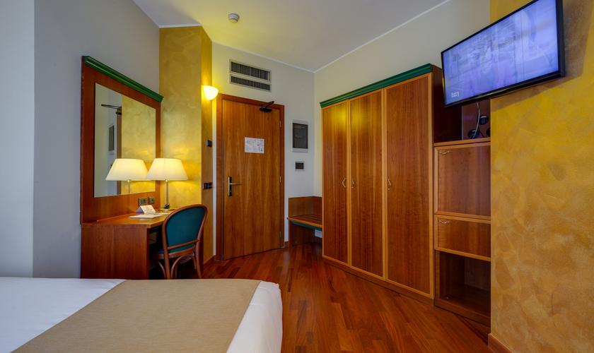 Habitación individual Hotel Raffaello Milán Habitación individual Hotel Raffaello Milán