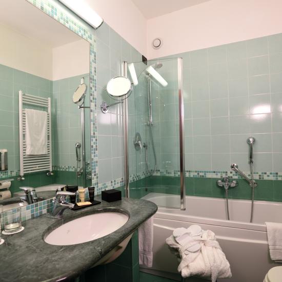 Habitación individual superior Hotel Raffaello Milán Habitación individual superior Hotel Raffaello Milán