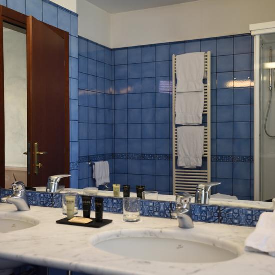 Habitación twin Hotel Raffaello Milán Habitación twin Hotel Raffaello Milán