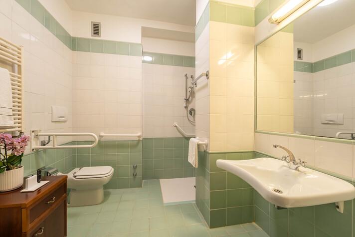 Habitación twin Hotel Raffaello Milán Habitación twin Hotel Raffaello Milán