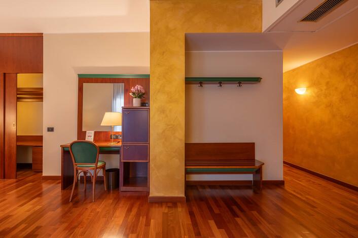 Habitación triple Hotel Raffaello Milán Habitación triple Hotel Raffaello Milán